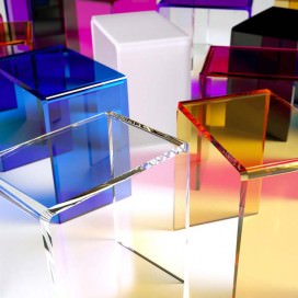 Sgabello ponte | Plexiglass | 14 colori mm 10 e 4 colori mm 15 | Petrozzi